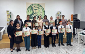 Конкурс чтецов "России стихотворная душа", посвященный 130-летию со дня рождения Сергея Есенина в Приазовской центральной библиотеке